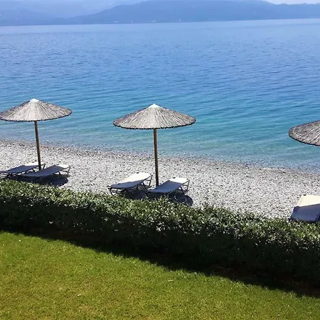 Thalassa فيلة Paralia Sergoulas