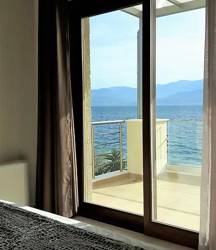 Thalassa Παραλία Σεργούλας